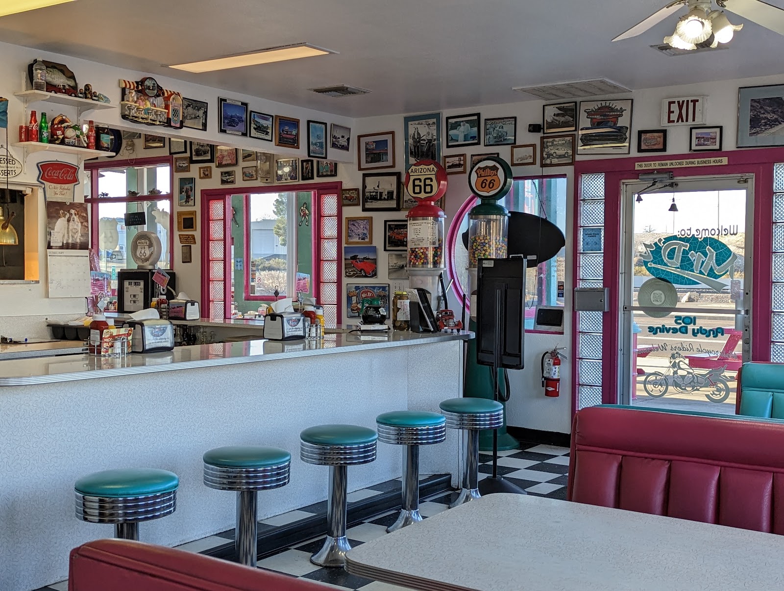 Mr. D'z Route 66 Diner Kingman Tourism