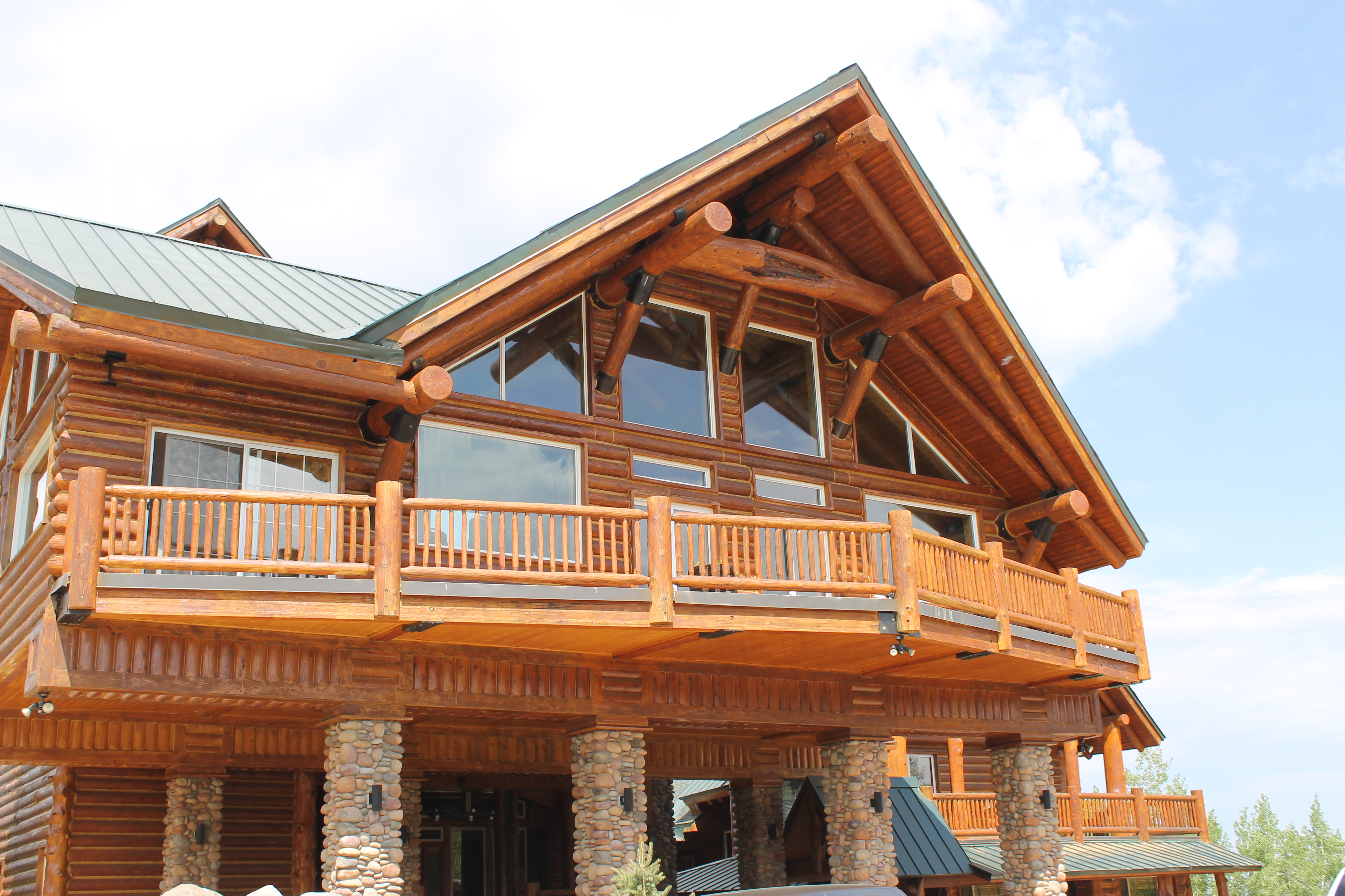 Largest Mountain Lodge in the U.S.
