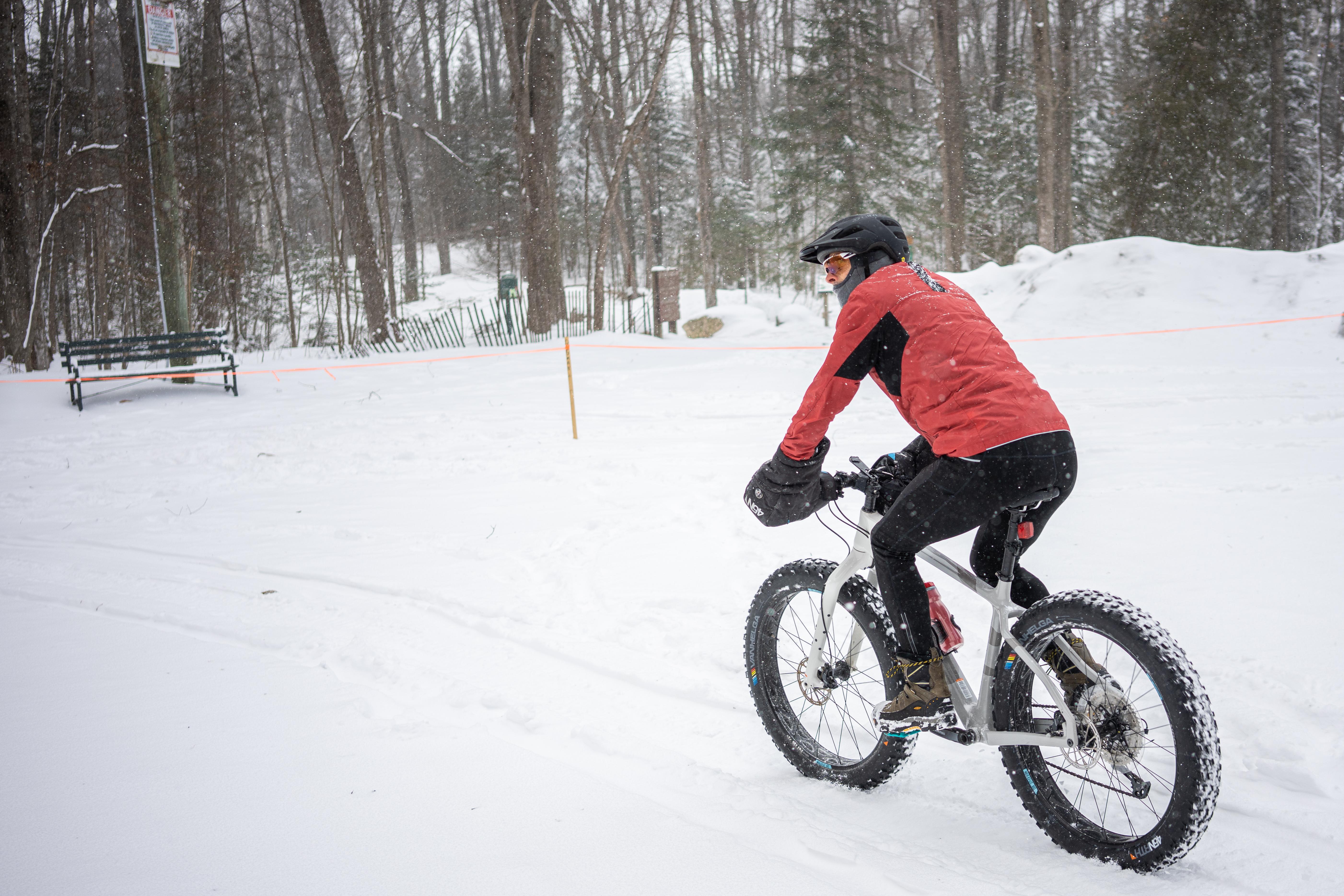 Winter Fat Biking (In The Snow) Is The Most Underrated Cycling